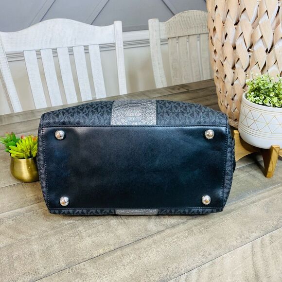 Michael Kors Grayson Large Convertible Satchel Bag Black/Silver - Picture 5 of 9